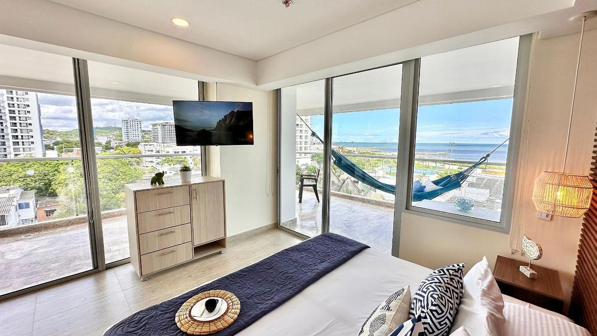 Balcon Panoramico Con Hamaca Y Vista Al Mar Cb601